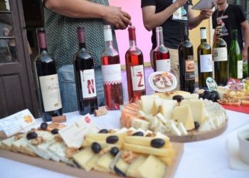festival sira i vina u valpovu1